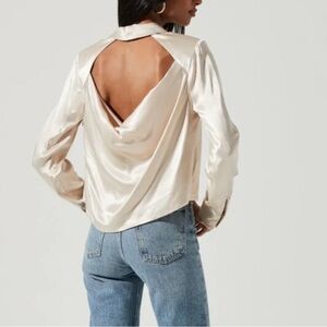 ASTR Yesenia Champagne Cut Out Back Blouse NWT